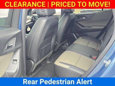 New 2026 Chevrolet Equinox LT w/ Convenience Package II AWD/4WD image 16