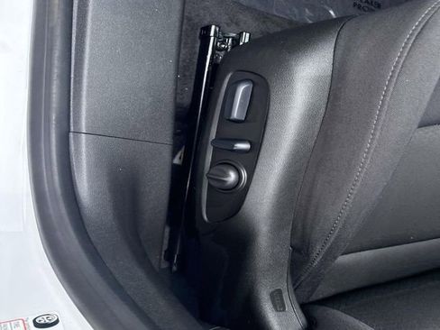 Used 2024 Chevrolet Malibu LT FWD image 23