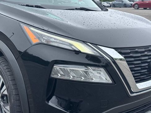Certified 2023 Nissan Rogue SV FWD image 11