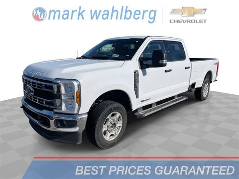 Used 2025 Ford F250 XLT image 1