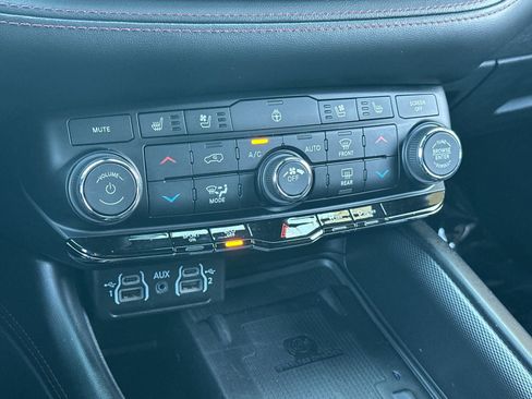 Used 2022 Dodge Durango R/T image 21