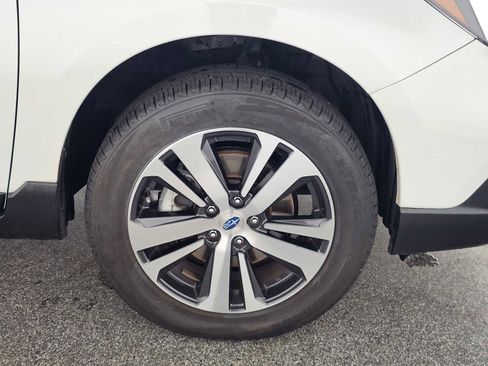 Used 2019 Subaru Outback 2.5i Limited image 8