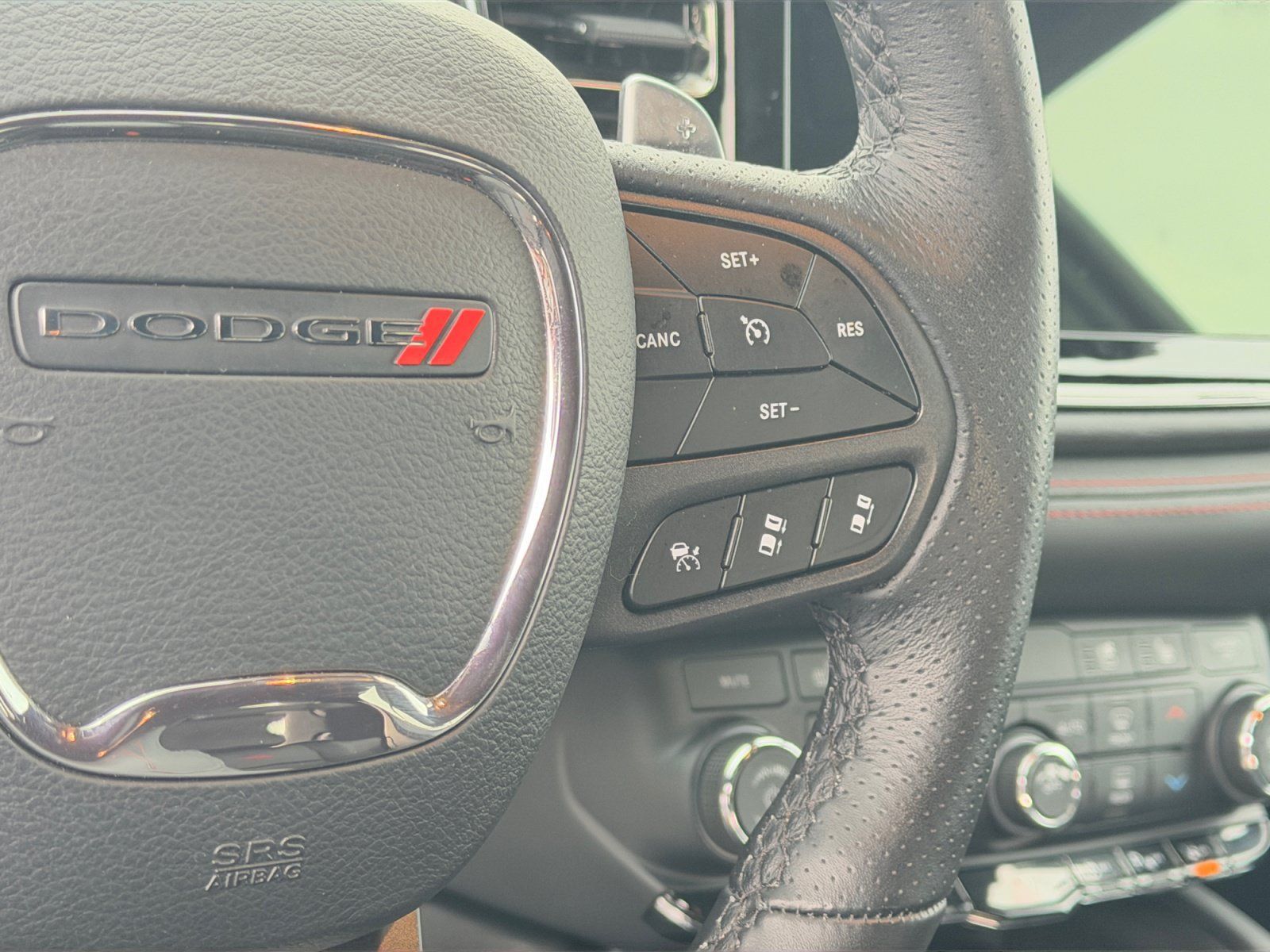 Used 2025 Dodge Durango GT AWD/4WD image 28