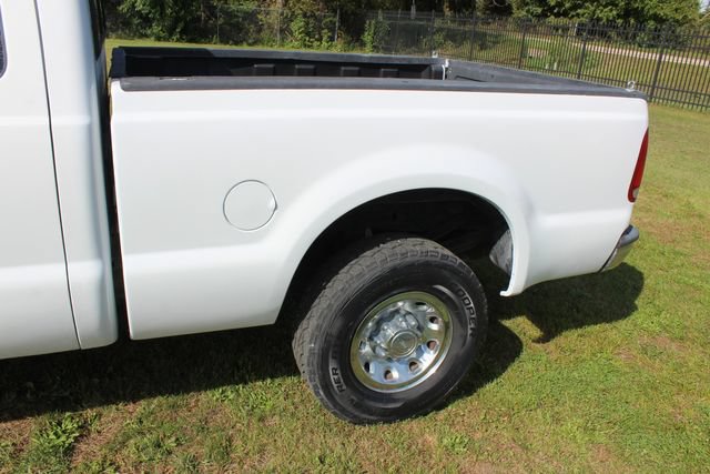 Used 2003 Ford F250 XLT AWD/4WD image 11