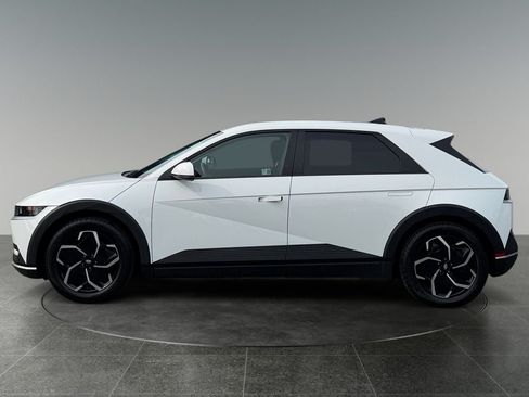 Certified 2024 Hyundai Ioniq 5 SEL RWD image 5
