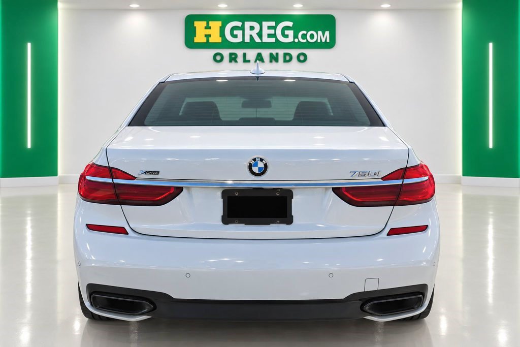 Used 2017 BMW 750i xDrive AWD/4WD image 7