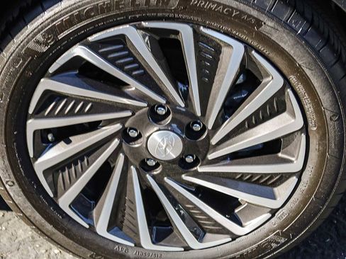 Used 2023 Hyundai Sonata Limited image 11