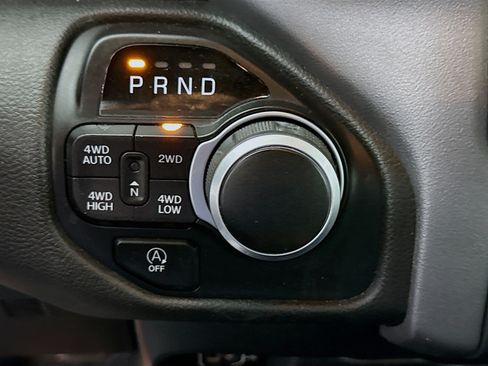 Used 2022 RAM 1500 Big Horn AWD/4WD image 20