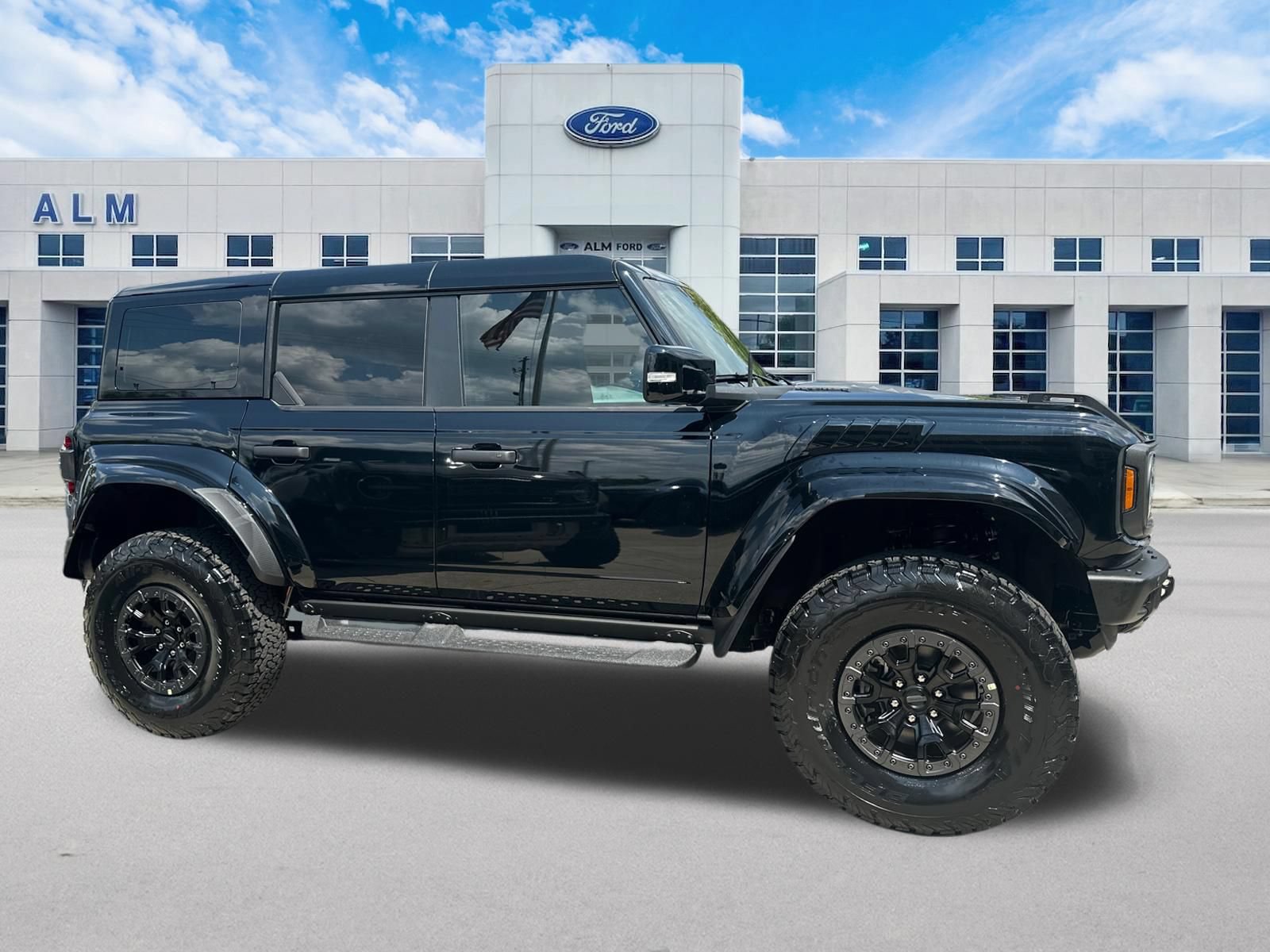New 2026 Ford Bronco Raptor AWD/4WD image 5