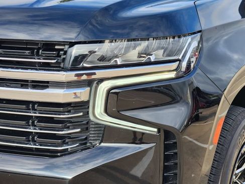 Used 2021 Chevrolet Tahoe LT w/ LT Signature Package AWD/4WD image 16