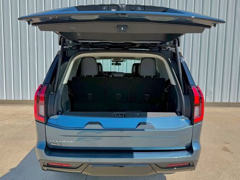 New 2027 Ford Expedition Platinum w/ Driver's Package AWD/4WD image 21