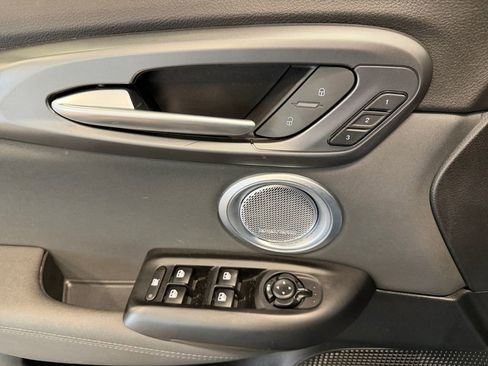 Used 2024 Alfa Romeo Tonale Ti image 17