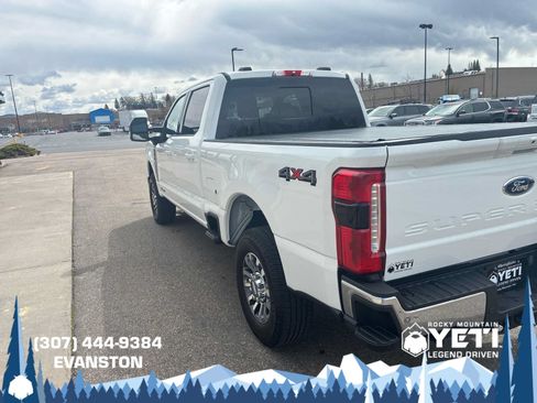 Used 2023 Ford F250 Lariat w/ Lariat Ultimate Package AWD/4WD image 5