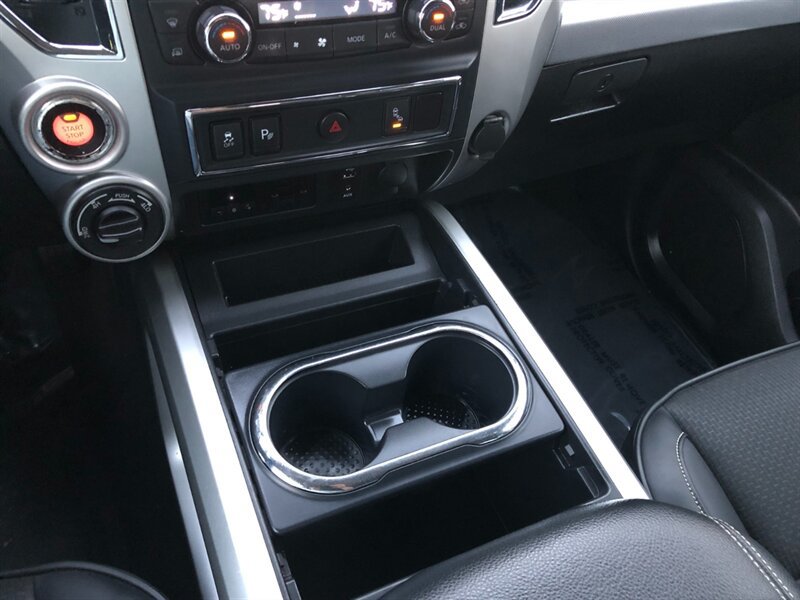 Used 2017 Nissan Titan PRO-4X AWD/4WD image 15