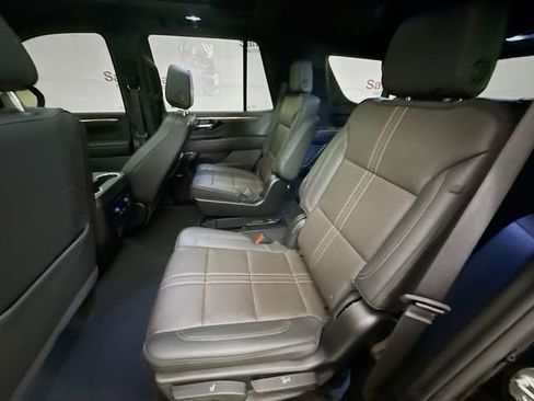 Used 2025 Chevrolet Tahoe High Country AWD/4WD image 28