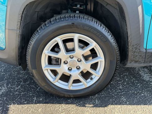 Used 2021 Jeep Renegade Latitude image 10