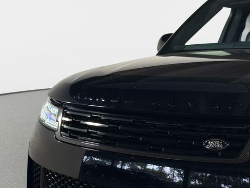 Used 2025 Land Rover Range Rover Sport SV Edition Two AWD/4WD image 11