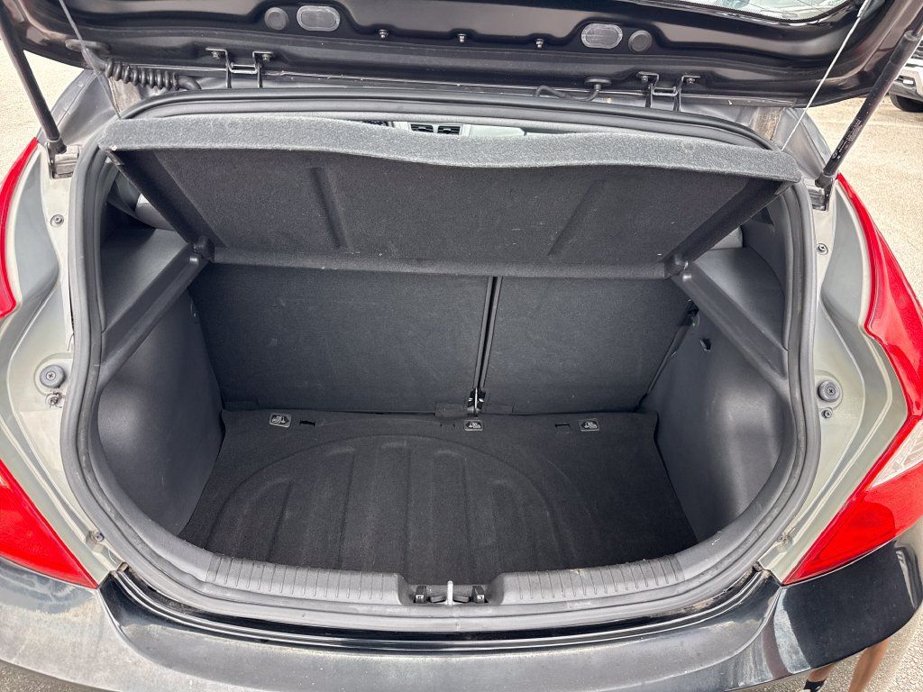 Used 2014 Hyundai Accent GS FWD image 22