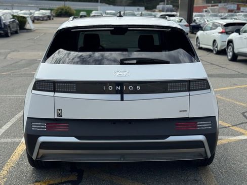 New 2025 Hyundai Ioniq 5 SEL image 4
