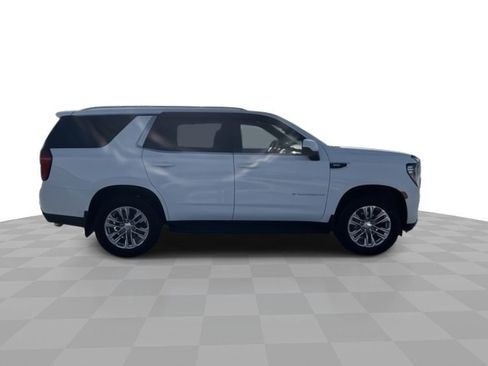 Used 2024 GMC Yukon SLE w/ LPO, Floor Liner Package image 9