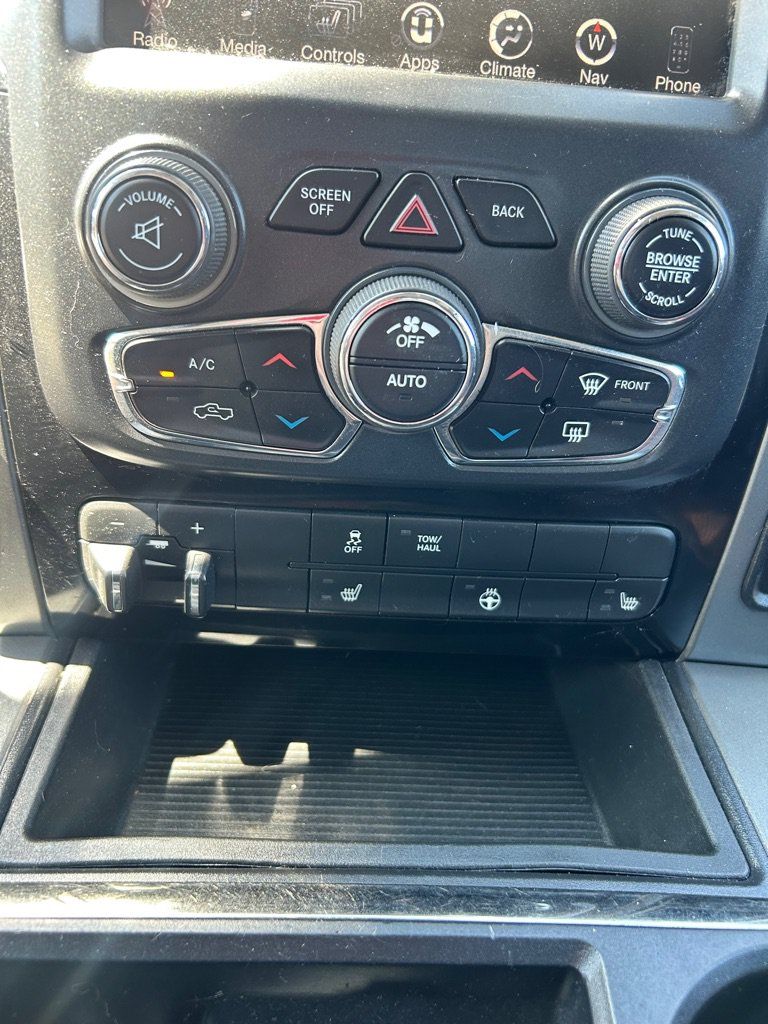 Used 2015 RAM 1500 Sport w/ Ignition Orange Sport Package AWD/4WD image 20