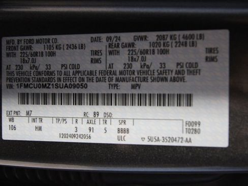 Used 2025 Ford Escape ST-Line w/ Equipment Group 301A image 41