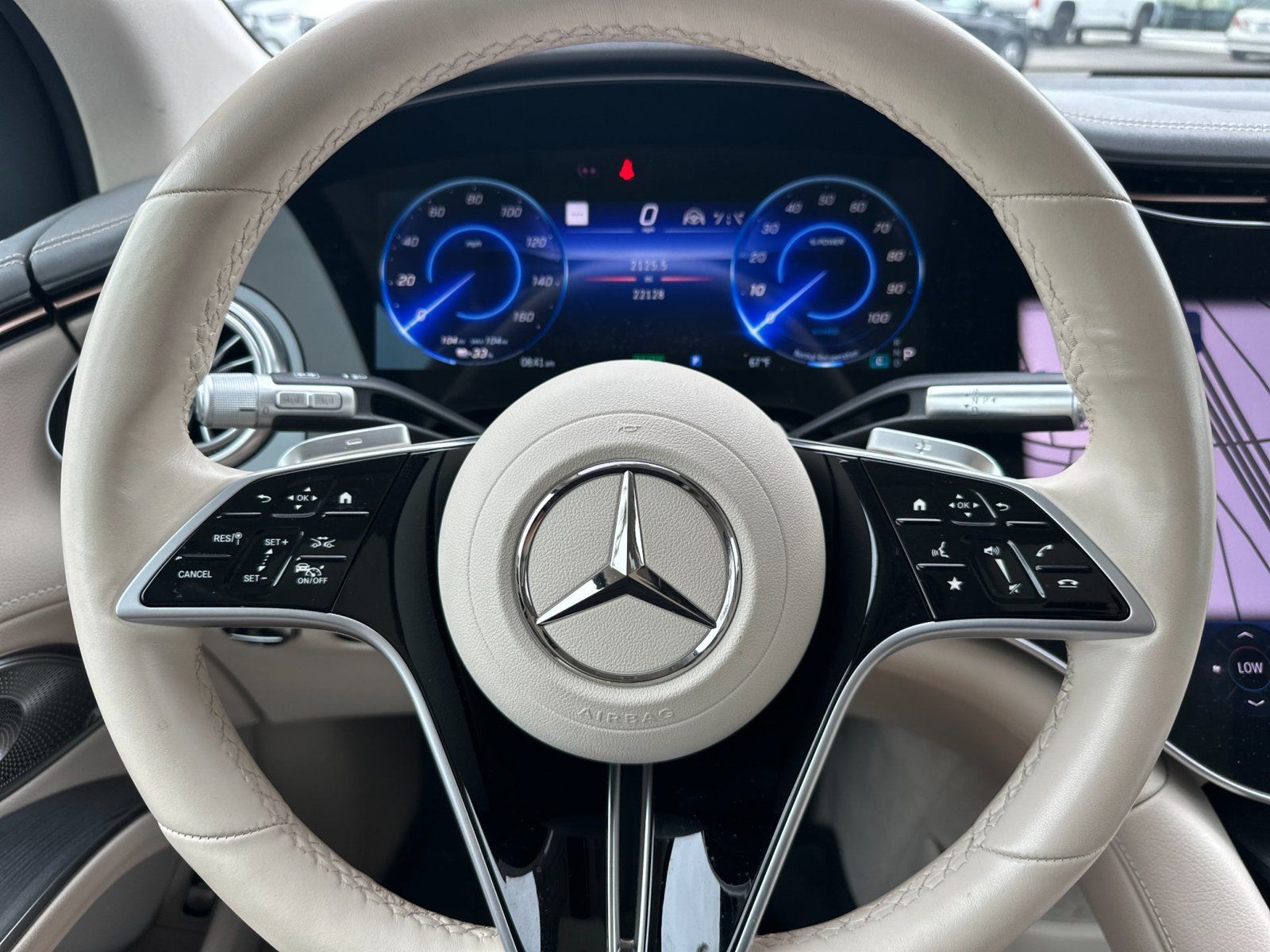 Used 2023 Mercedes-Benz EQS 580 4MATIC SUV image 28