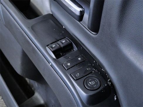 Used 2015 GMC Sierra 1500 Base image 24