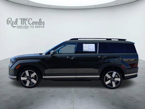 Used 2025 Hyundai Santa Fe Limited FWD image 2