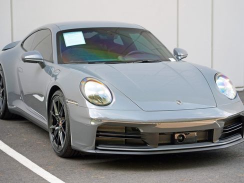 Used 2025 Porsche 911 Carrera w/ Premium Package RWD image 50