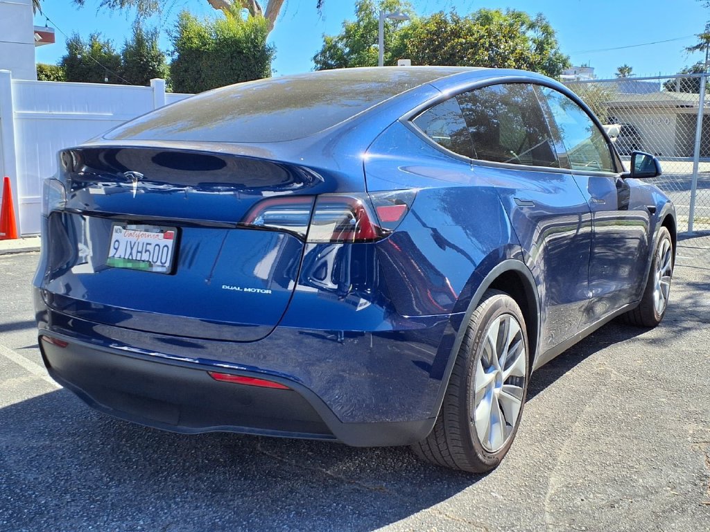 Used 2023 Tesla Model Y Long Range AWD/4WD image 20