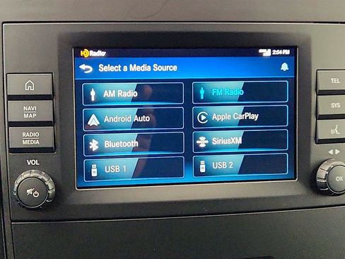 Used 2023 Mercedes-Benz Metris image 17