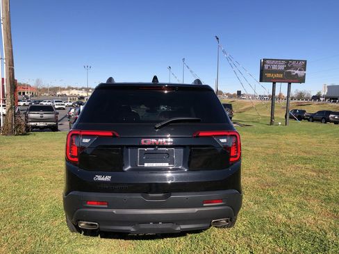 Used 2023 GMC Acadia SLE w/ Driver Convenience Package image 11