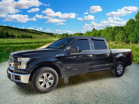 Used 2016 Ford F150 XLT RWD image 3
