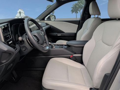 Certified 2025 Lexus TX 350 AWD w/ Technology Package image 11