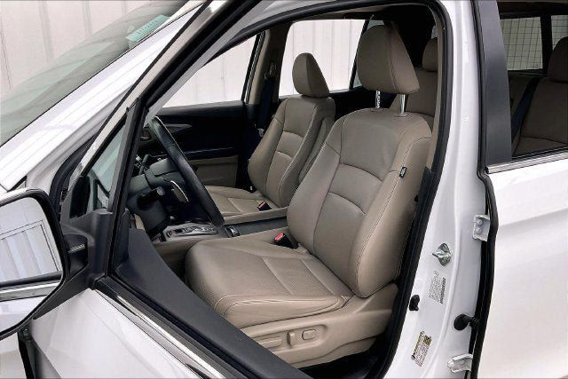 Certified 2022 Honda Ridgeline RTL image 8