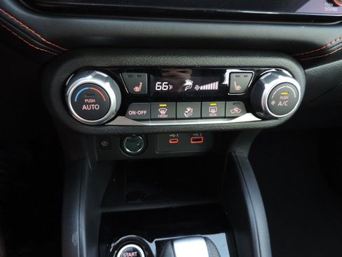 New 2025 Nissan Versa SR w/ Trunk Package image 19