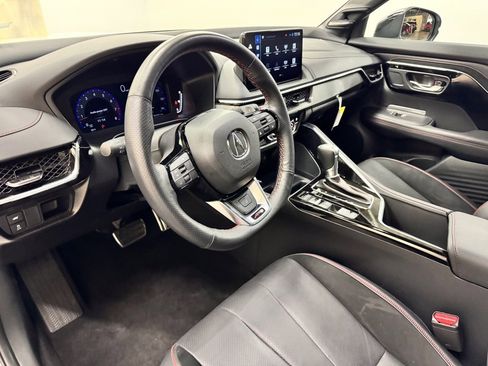 Used 2025 Acura ADX A-Spec image 17