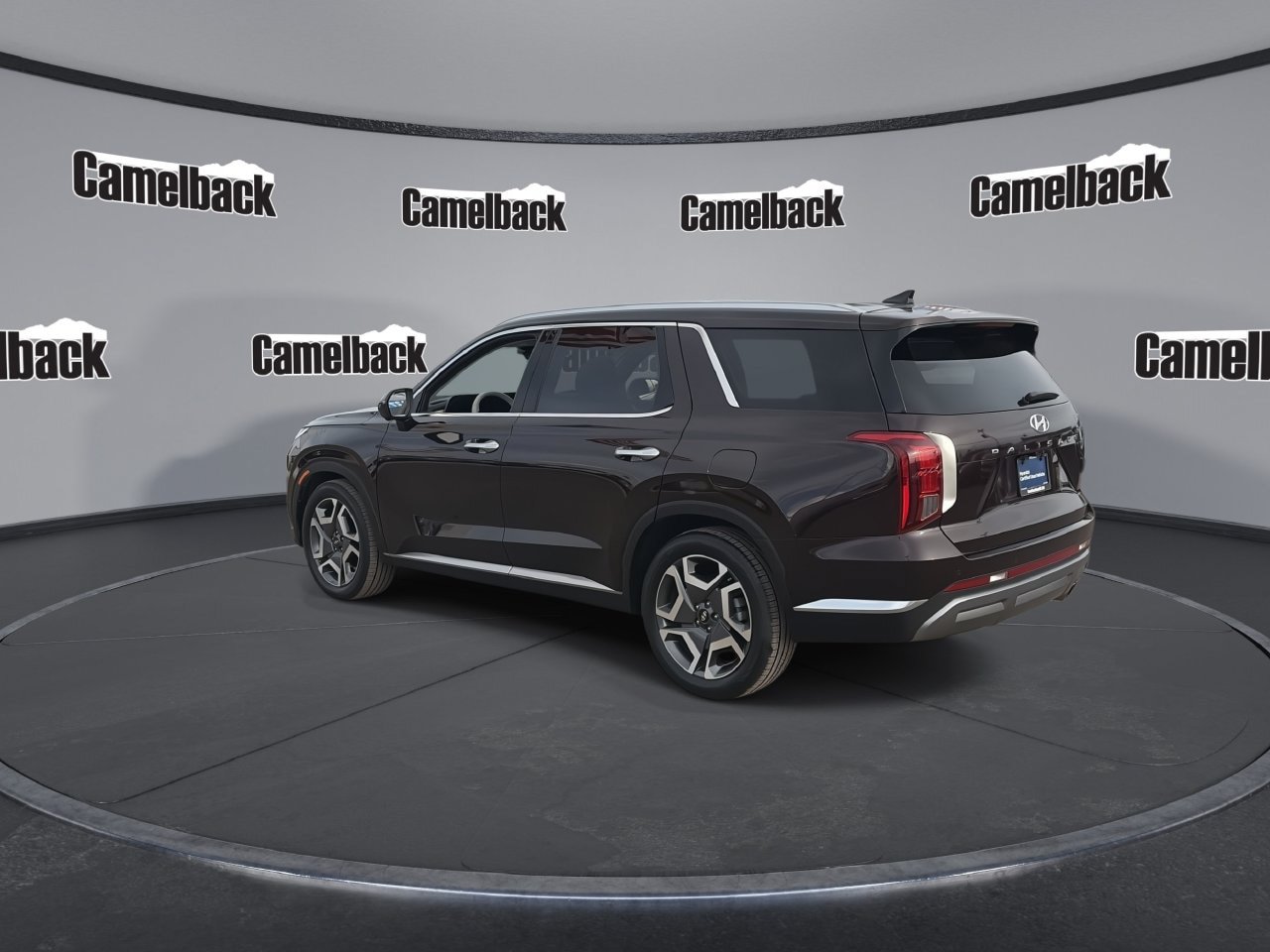 Used 2025 Hyundai Palisade Limited FWD image 5