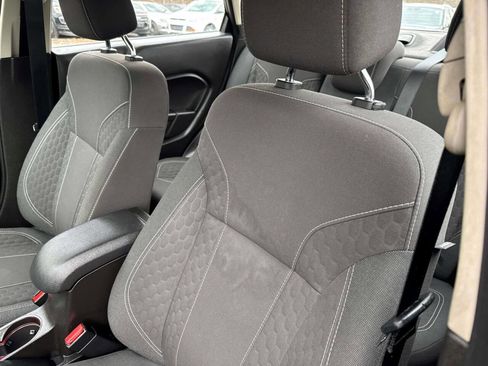 Used 2019 Ford Fiesta SE w/ Equipment Group 201A image 11