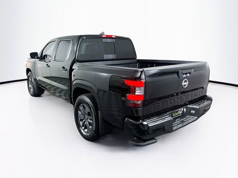 Used 2025 Nissan Frontier SV image 5