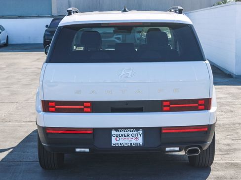 Used 2026 Hyundai Santa Fe SEL FWD image 9