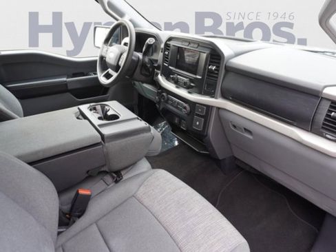 Used 2021 Ford F150 XLT image 15