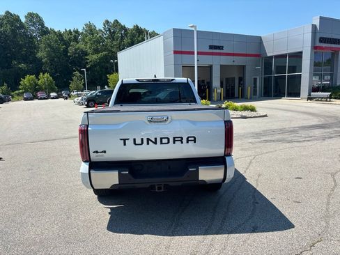 Used 2024 Toyota Tundra Limited AWD/4WD image 5