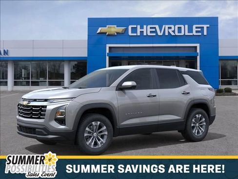 New 2026 Chevrolet Equinox LT w/ Convenience Package II FWD image 2