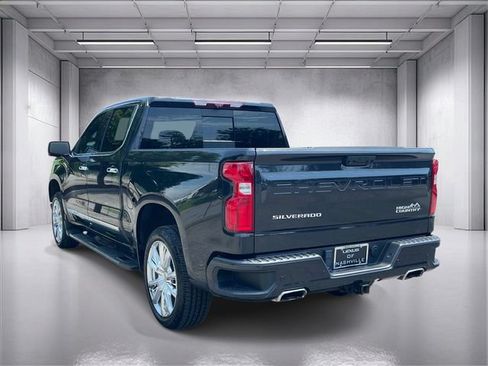 Used 2023 Chevrolet Silverado 1500 High Country w/ High Country Premium Package AWD/4WD image 5