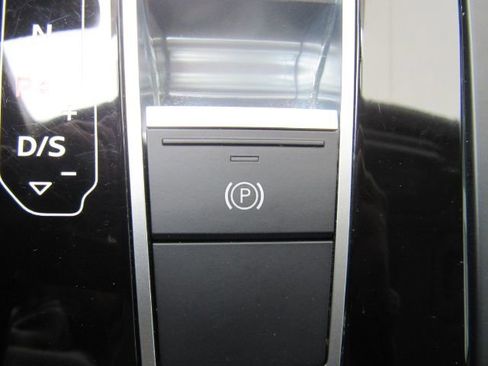 Used 2023 Audi Q7 2.0T Premium Plus w/ Premium Plus Package image 53