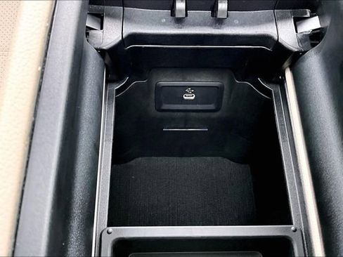 Certified 2025 Mercedes-Benz GLC 300 300 image 19