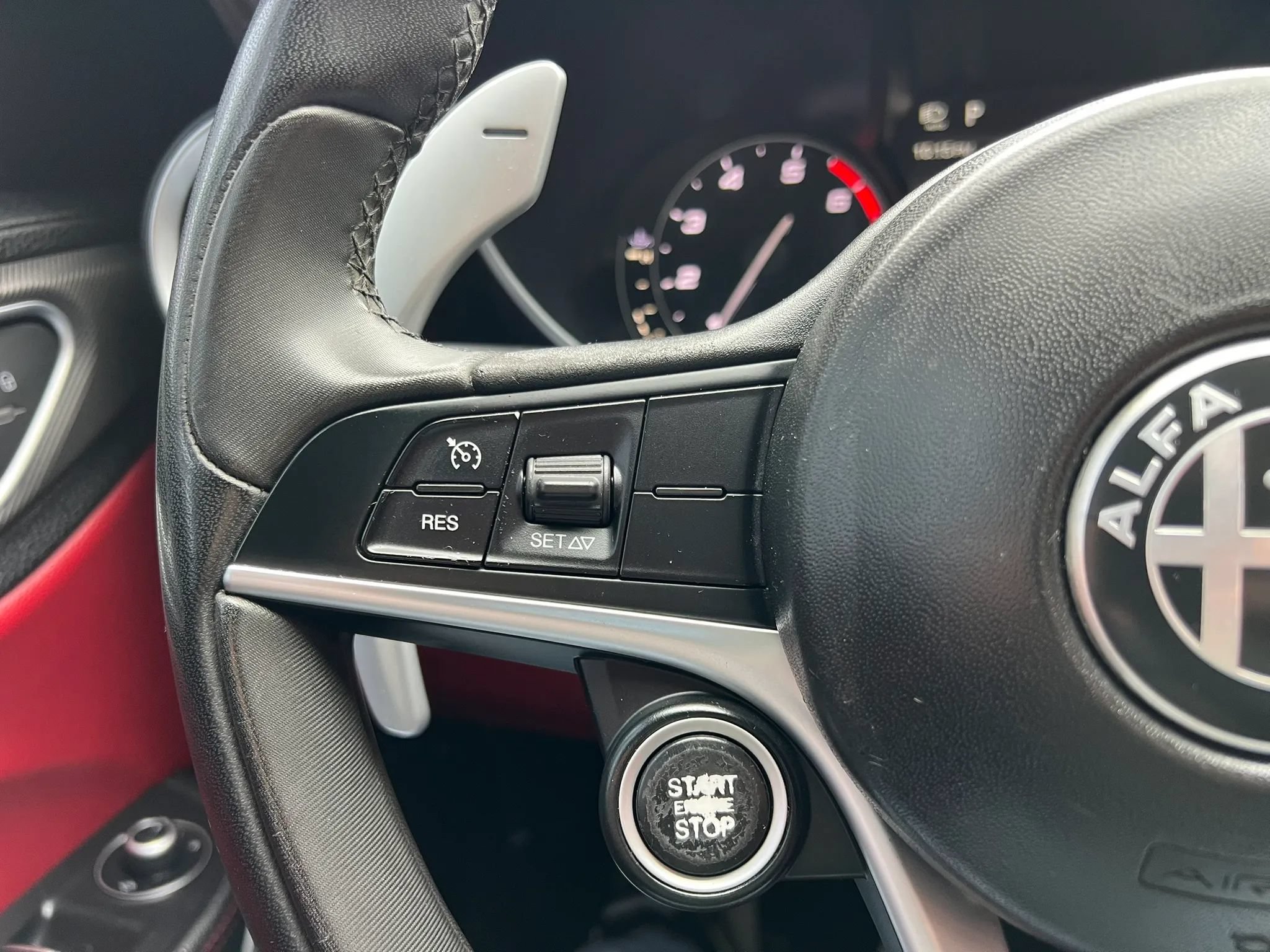 Used 2019 Alfa Romeo Giulia Ti Sport w/ Quick Order Package 22S Sport AWD/4WD image 21