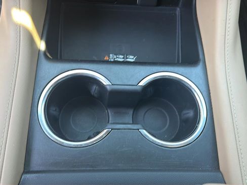 Used 2022 Chevrolet Tahoe Premier image 26